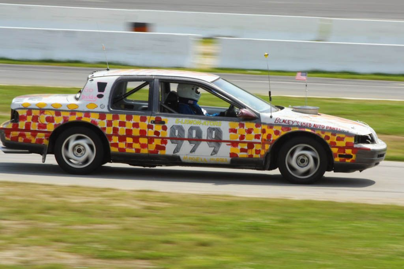 Illustration for article titled The 24 Hours Of LeMons New England 2009 Über Gallery, Part 5